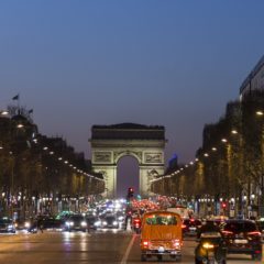 セカホシ フランスで心温まるキャンドルの光の世界