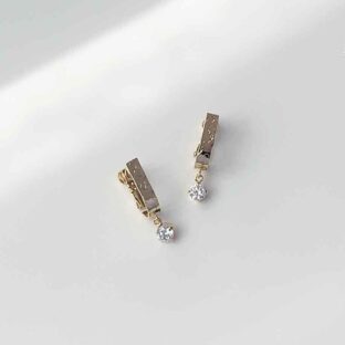 ジルコニアsquareイヤリング